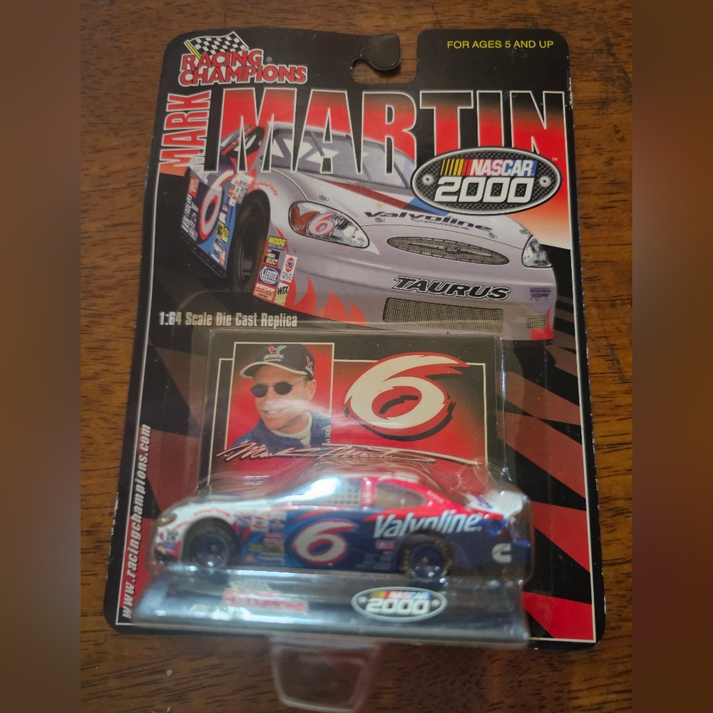 Mark Martin Racing Champions Diecast Collectible 1:64.